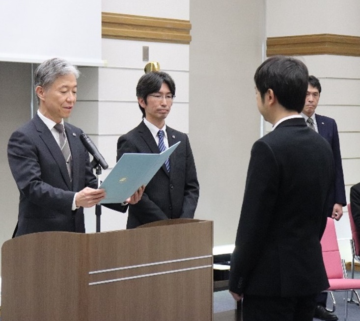 【イベント報告】
令和7年度学位記授与式を挙行（2025/6/27）
naist.jp/news/2025/07/0…
#奈良先端大 #NAIST #学位記授与式