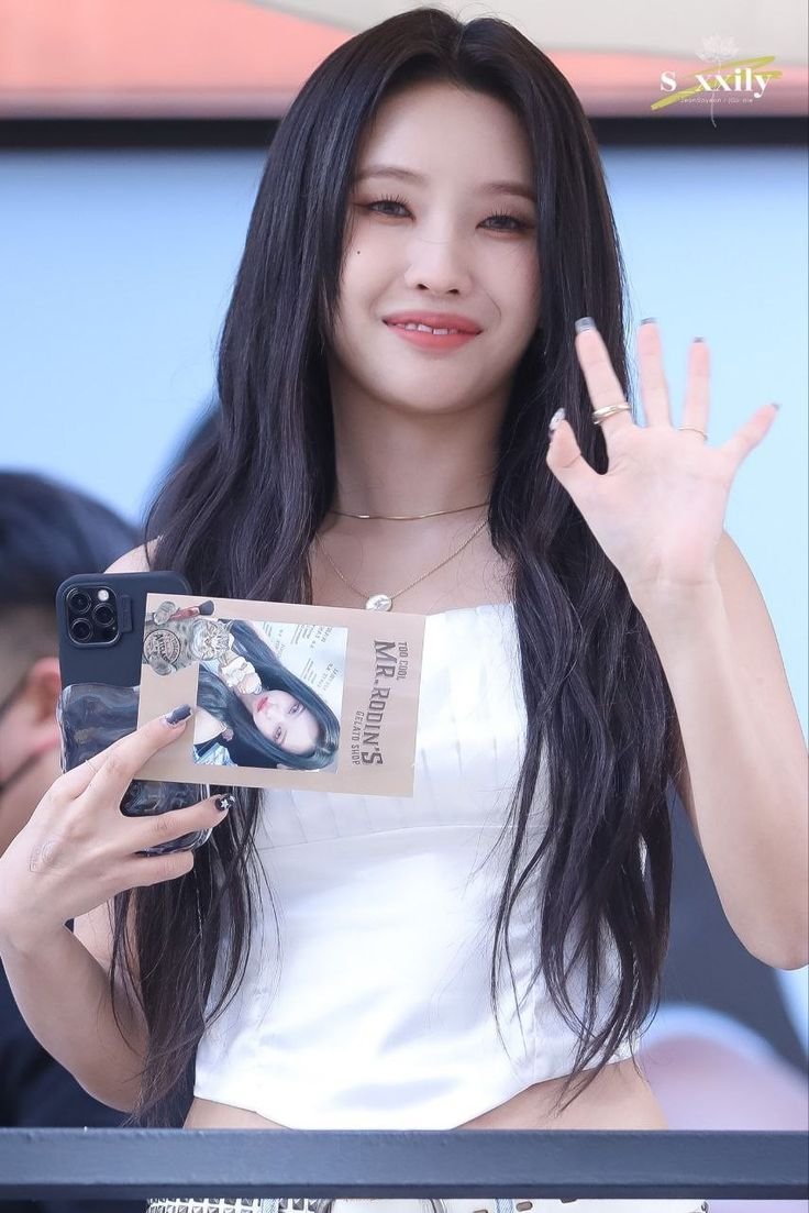 soft soyeon (@softyeonpilled_) on Twitter photo 