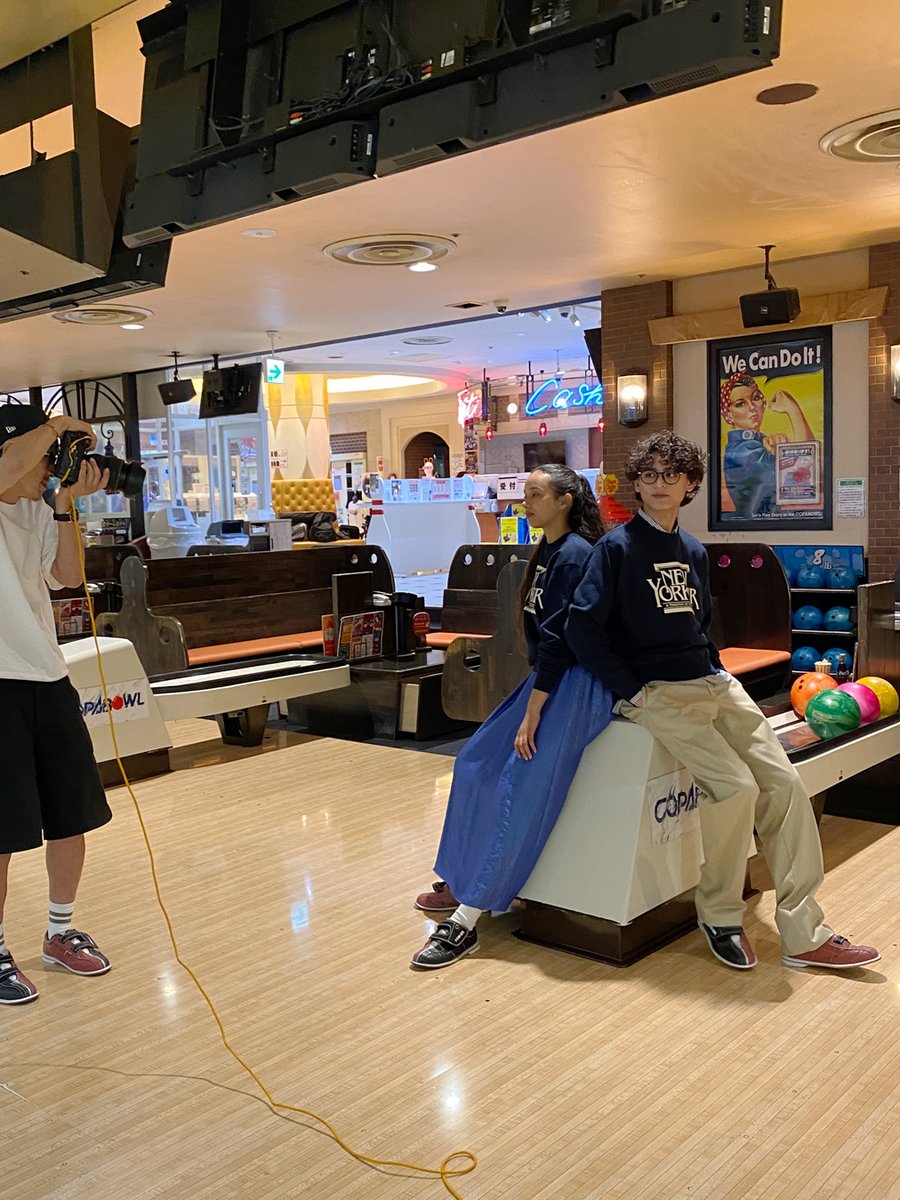 Bowling....😏?! 🎳💘 #newyorker #ニューヨーカー #ロゴスウェット #OLDLOGO #復刻 #昭和レトロ #ペアルック, image size:900x1200