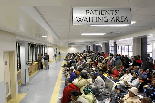 JeffDumisani's tweet photo. No illegal foreigner should be allowed at any public school or public clinics.
I pay taxes for poor South African people, not for illegal foreigners. Other African countries are fighting to fix their own government, while Zimbabweans are fighting to be orphanage of South Africa. https://t.co/FVuJdgoRoI