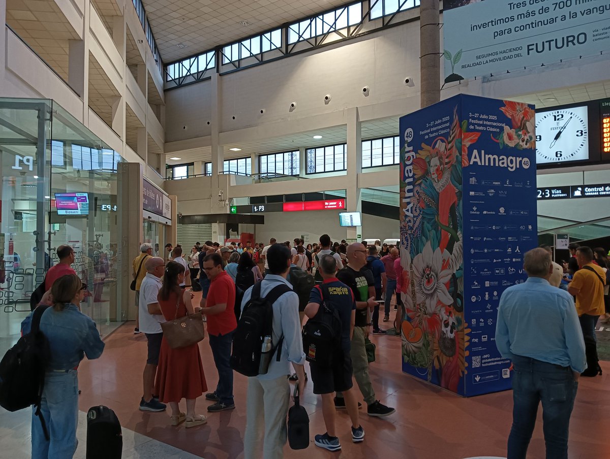 grouchete (@grouchete) on Twitter photo <a href="/AVE_CiudadReal/">ASOCIACIÓN AVANT CIUDAD REAL</a> Caos! Sin información. <a href="/Inforenfe/">InfoRenfe</a> <a href="/Renfe/">Renfe</a> <a href="/LaTribunaCR/">La Tribuna de C.Real</a> <a href="/Lanzadigital/">Lanzadigital</a> <a href="/A3Noticias/">Antena 3 Noticias</a> <a href="/AVE_CiudadReal/">ASOCIACIÓN AVANT CIUDAD REAL</a> Caos! Sin información. <a href="/Inforenfe/">InfoRenfe</a> <a href="/Renfe/">Renfe</a> <a href="/LaTribunaCR/">La Tribuna de C.Real</a> <a href="/Lanzadigital/">Lanzadigital</a> <a href="/A3Noticias/">Antena 3 Noticias</a>