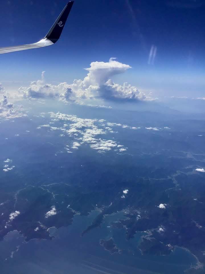 zJU5xLbK6ftfooh's tweet photo. かなとこ雲だ😀

眼下はたぶん宇和島あたりかな？

#hongkongexpress
#航空写真
#空
#雲 https://t.co/1ckGqRAbYc