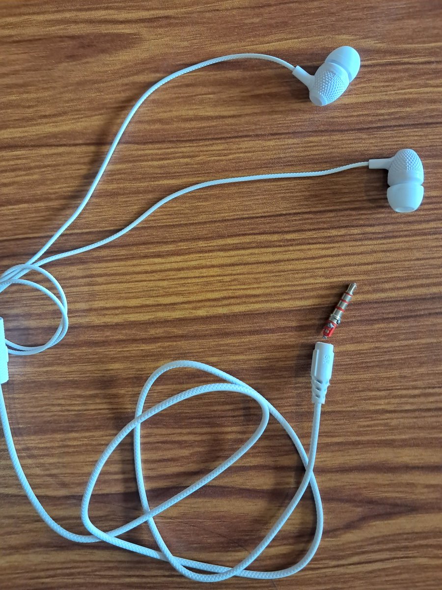Because I buy a lot from <a href="/ZeptoNow/">Zepto</a> I got a gift . I could purchase headphones for just rs 1. I didn't know these headphones were literally one time use:). The headphone jack came off after one time use. Thank you <a href="/ZeptoNow/">Zepto</a> for sending this one time use gift
