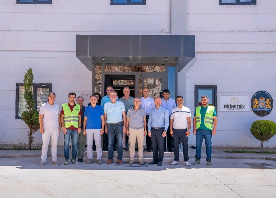 MilimetrikPrefa's tweet photo. Türkiye Prefabrik Birliği Yönetim Kurulu Üyeleri ve Değerli Temsilcilerinin,

Şirketimize gerçekleştirdiği nazik ziyareti için içten teşekkürlerimizi sunarız.

+👇 https://t.co/6dIeMM8soN