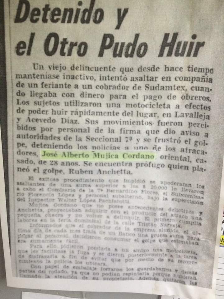 SeUruguay's tweet photo. #Memoria 30 JUN 1964
Hace 62 años, detenían al #delincuente José MUJICA, por rapiñar a un remesero de Sudantex S.A. que transportaba $20.000 para pagar los "sueldos de los obreros"

Y vienen con el cuento de que luchaban contra una dictadura ! 🤦‍♀️

#SeTieneQueSaber #Caducidad🎗🇺🇾 https://t.co/Piazm8u4DC