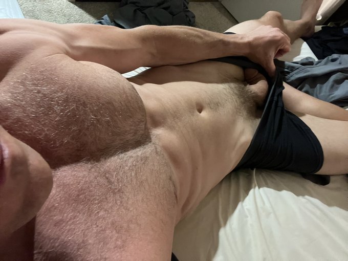 Watch Big C 😎's leaked NSFW photo on TwXstars