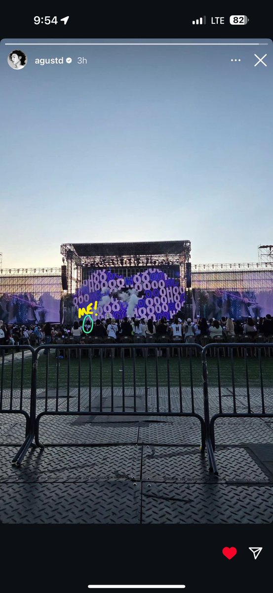 7Souls_613's tweet photo. Thank you for giving us a LeJINdary show!
My 💜 is so full &amp; overwhelmed by everything that had happened.From getting a last minute ticket,being seated near d boys, debuted on Yoongi’s IG, got my sign shown during ARMY time.Hope that I made you laugh as much as you made me laugh! https://t.co/Tz1zS55kF5