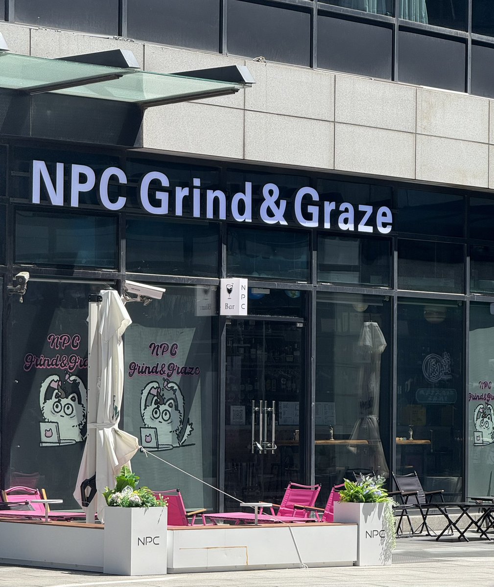 Finally they made a cafe just for <a href="/Elfishguy/">Jordan Mays</a>