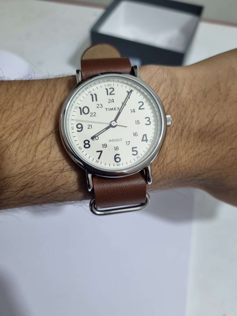 Debayan Roy (Gadgetsdata) tweet media