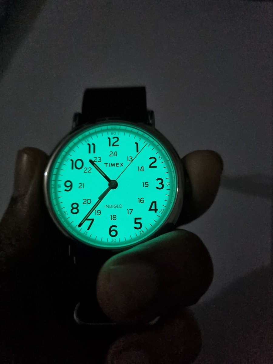 Debayan Roy (Gadgetsdata) tweet media