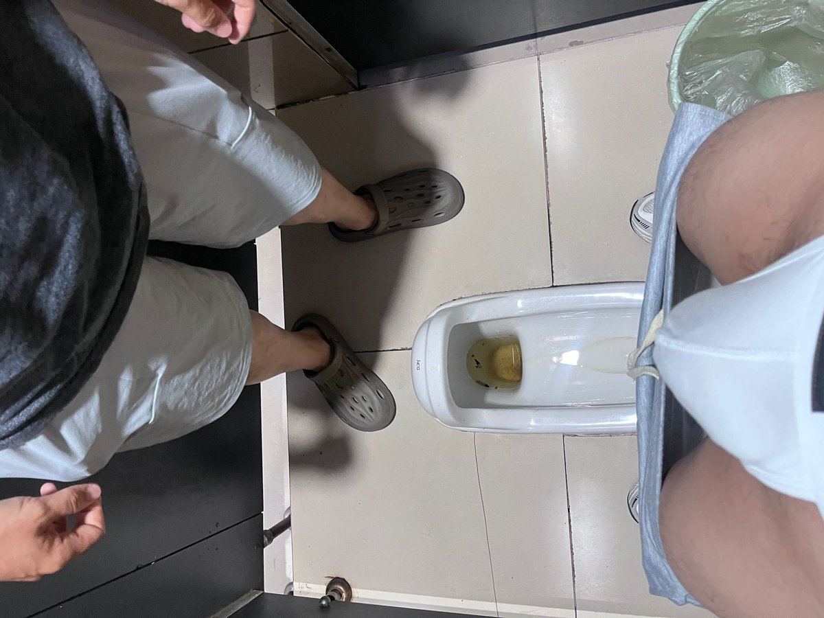 已婚奶爸🍆找同好视频前置粗口不露脸爆r发情粗口喷狗精（白色内裤本人）