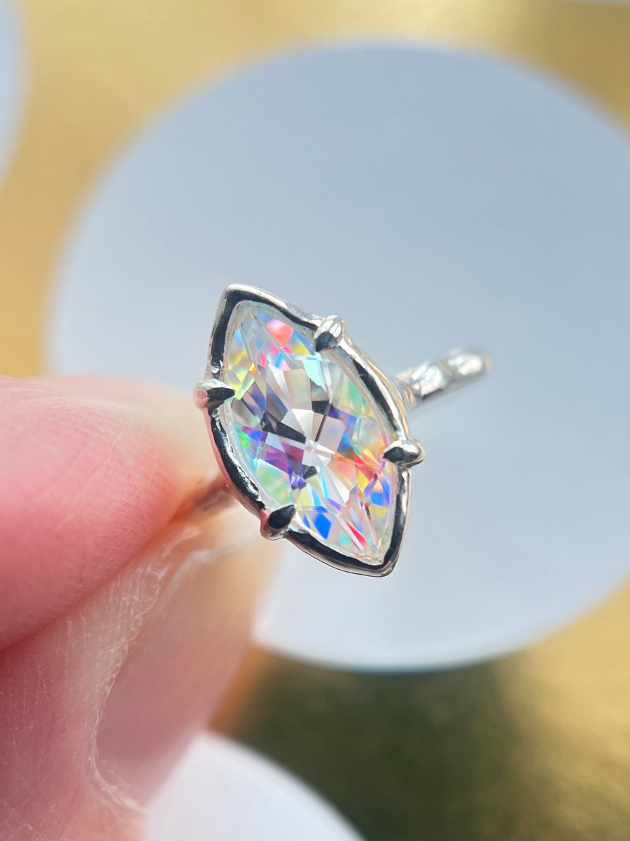 虹を連れて歩こう🌈