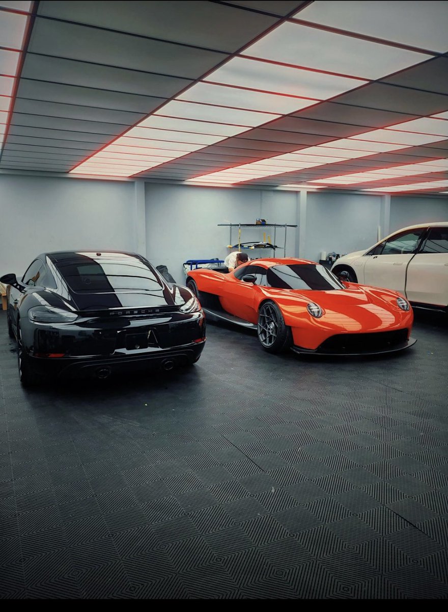 josephberry88's tweet image. What started of as a concept is now the real thing baby. What a beautiful piece of machinery. oilstainlab.com