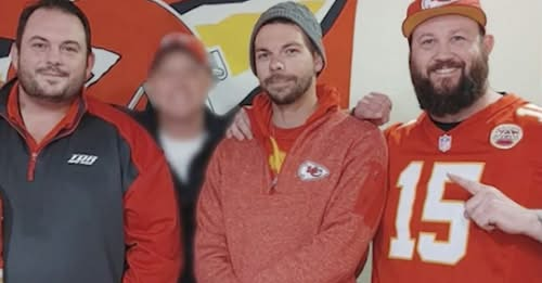Two Missouri men already facing charges in the mysterious case of three friends found dead outside a Kansas City home after watching a Chiefs football game last year co… See more
*
 starofusa.com/world-news-964…
*
Huda | #MondayMotivation #GreenWall #RHOA