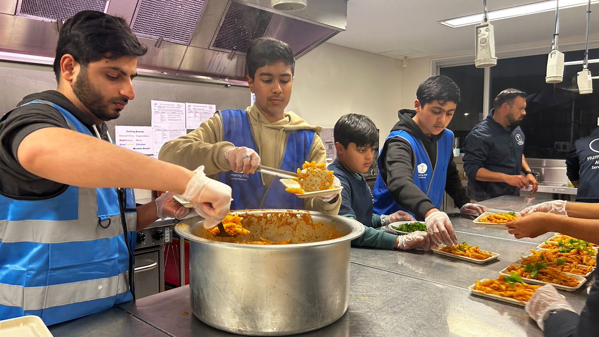 HFA SA hosted another remarkably successful "Feed the Hungry" event, providing 80 nutritious meals at Christie Downs Community House, demonstrating the profound impact of community-driven action in driving transformative change. #HumanityFirst #humanity #feedthehungry