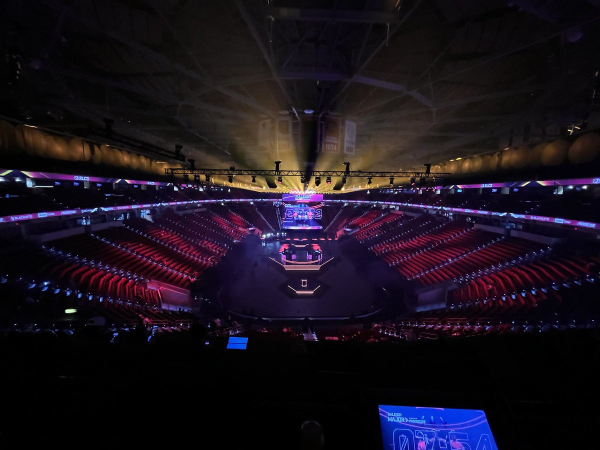 What a weekend. Raleigh has taken the cake as one of my favorite events so far. Grateful to have met SO many amazing people! Who am I seeing in France?? 👀 🇫🇷 

(ALSO IF WE HAVE PICS PLEASE DM ME OR DROP THEM HERE)