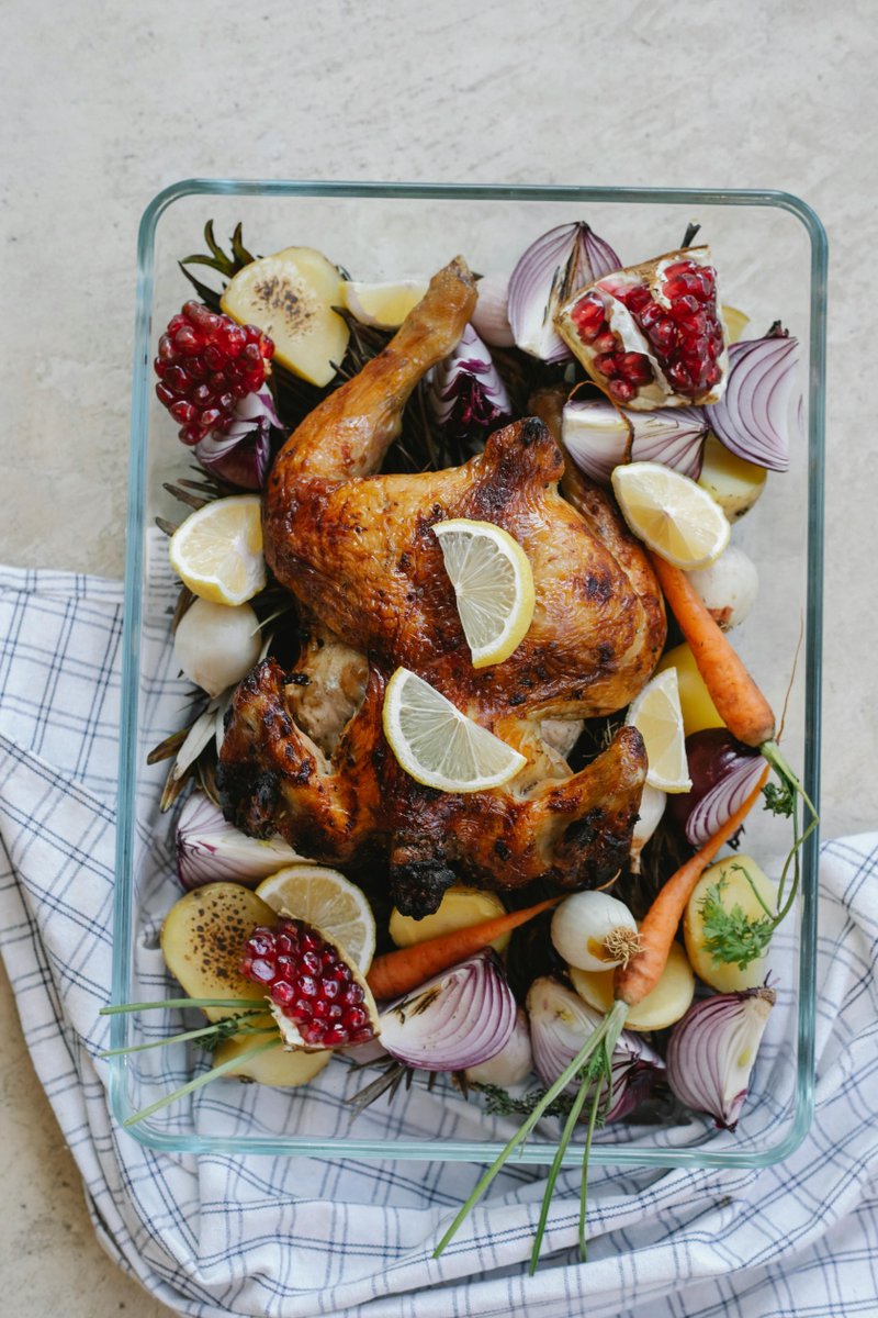 kitchenmaster92's tweet image. In the world of cooking, a roasting pan is always ready for the spotlight. 

#RoastMaster #PanPerfection #CrispyCrust #JuicyRoasts #OvenReady #FlavorSeal #CookLikeAPro #KitchenEssentials #SizzleAndServe #RoastingMagic