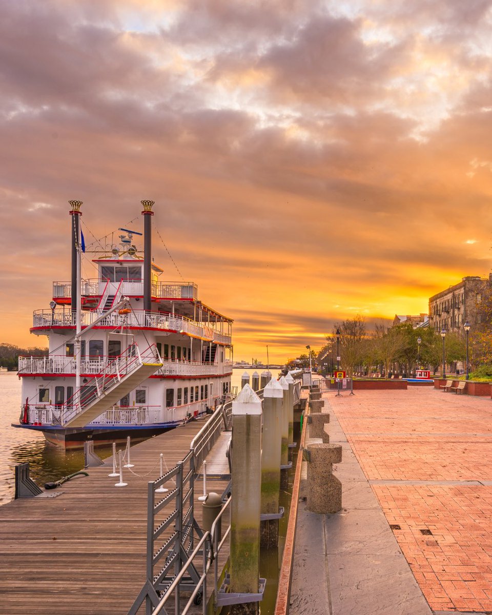 MyWestways's tweet image. 🍑Travel RN opportunity in Savannah, GA! Earn $2,603/wk for an ER shift. 🛫

Text 7142214073 for more details!

#erjobs #ernurse #ernurses