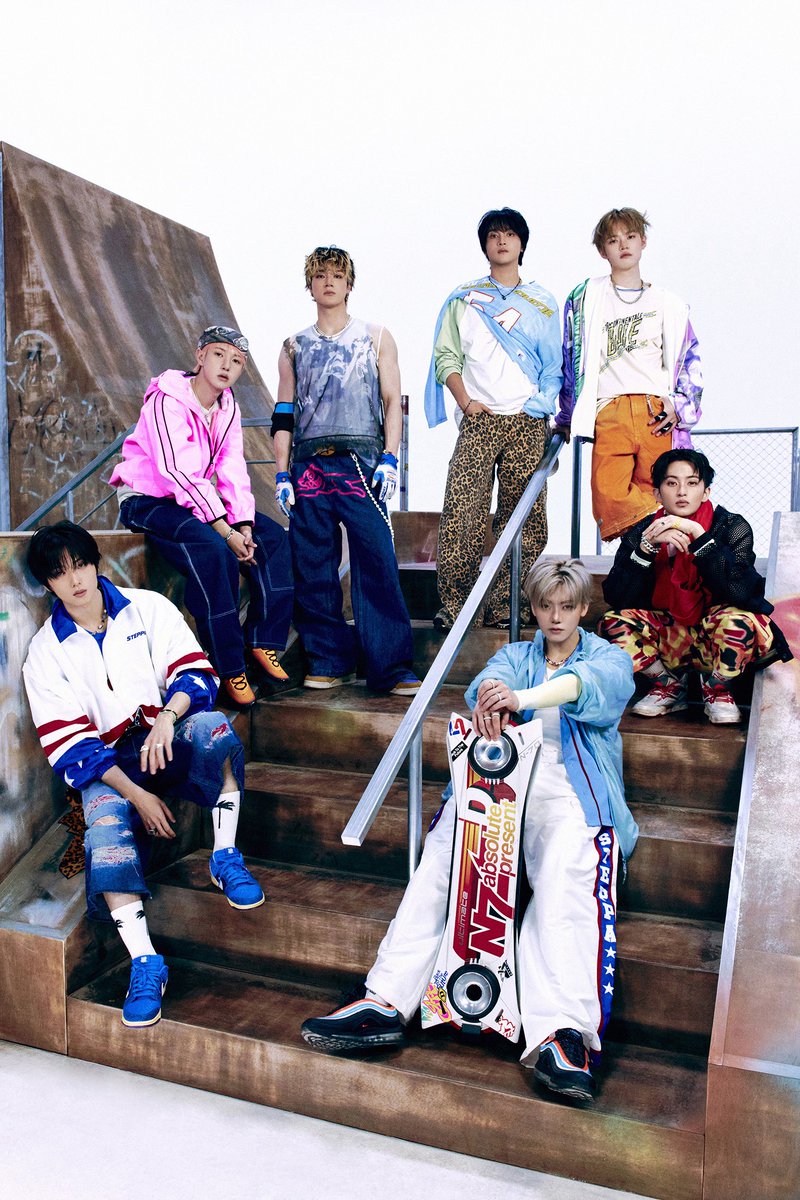 #NCTDREAM, 타이틀곡 #CHILLER 로 쿨하게 즐기는 가장 빛나는 순간
프렌치 터치+예측 불가 사운드로 완성한 유쾌한 자신감!
켄지 작사 더블 타이틀곡 #BTTF &amp; #CHILLER, 유기적 서사로 몰입도 UP

m.entertain.naver.com/home/article/6…

#NCTDREAM 
#BTTF #NCTDREAM_BTTF
#CHILLER #NCTDREAM_CHILLER