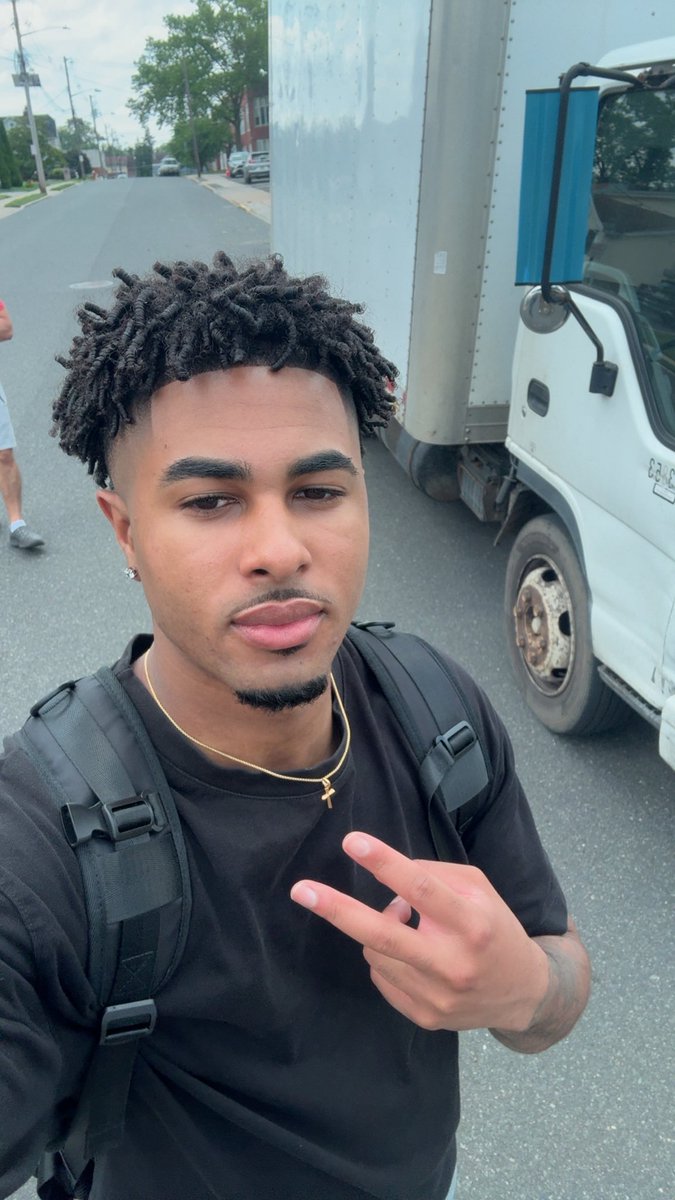 Zae (@iamzaehicks) on Twitter photo 