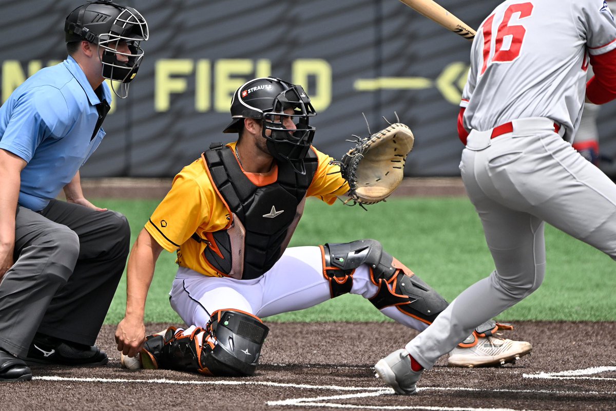 Eugene Emeralds tweet media