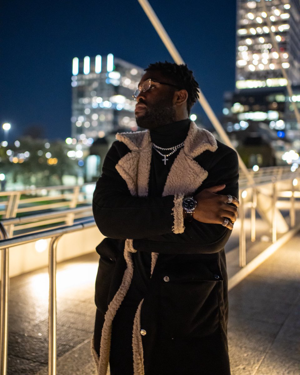 SlayerKyng's tweet photo. The difference is…… I’ll get back to you on that 
 #explore #newart #music #listen #107kyngslayer #slayer #danger #viral #newmusic #grinding #gostream #wishyouwell  #dontletthisflop #rapper #music #makethisviral #unsignedartist #independentartist https://t.co/si3noFKvTT