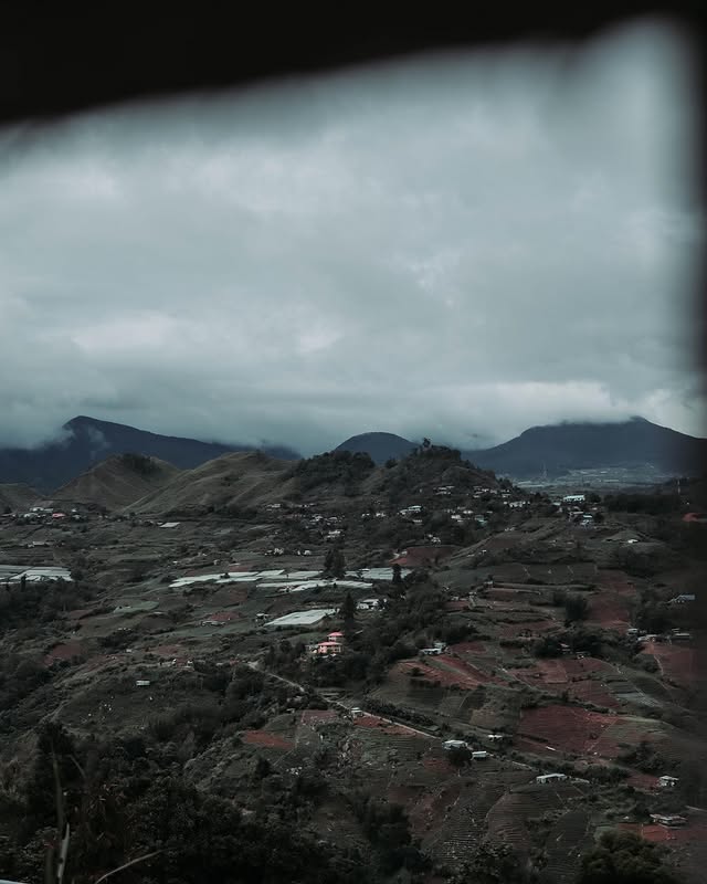 Cold glamping 🏕️ 

📍 Kundasang, Sabah

Word &amp; photo by @brendan_noel

#exploresabah #KKCity