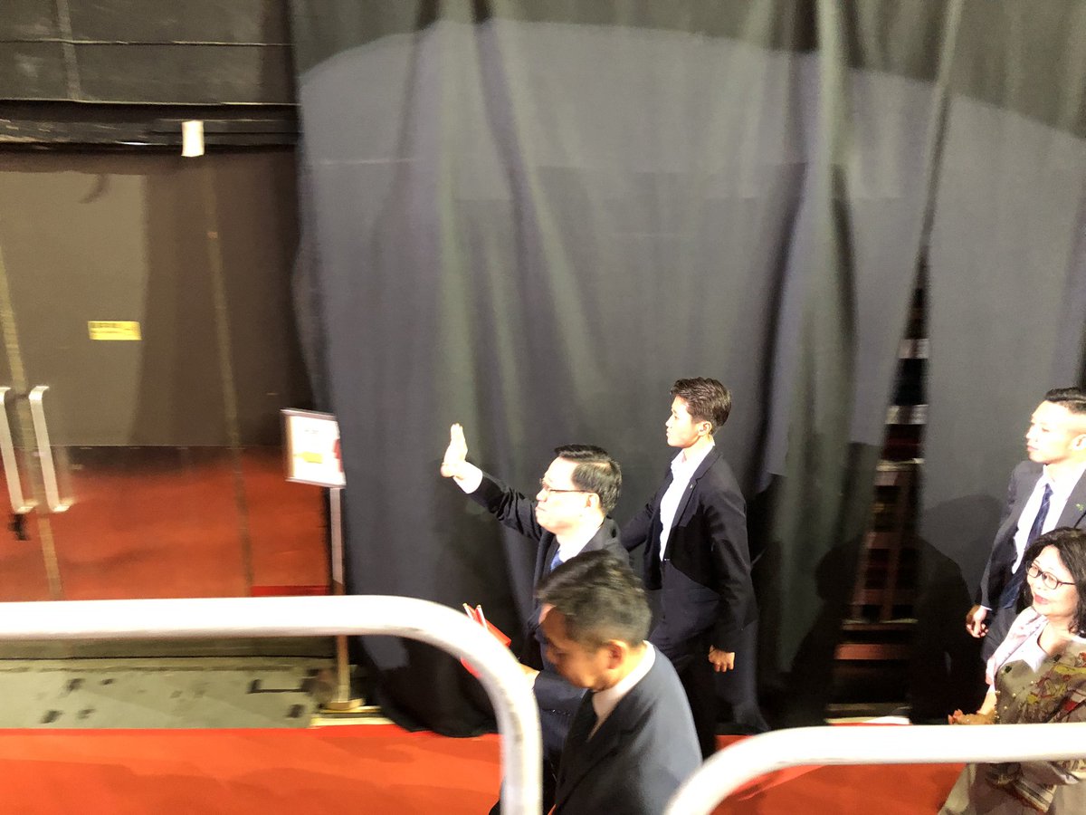 WBRS_DavidHLB's tweet photo. [Hong Kong’s Return to China 1997-2025] Photos 2 and 3 were captured instantly at the Hong Kong Coliseum on the evening of Monday, June 30. I was already lucky enough to be able to see Hong Kong SAR Chief Executive John Lee at such a close distance. https://t.co/3S0rE9Tkyf