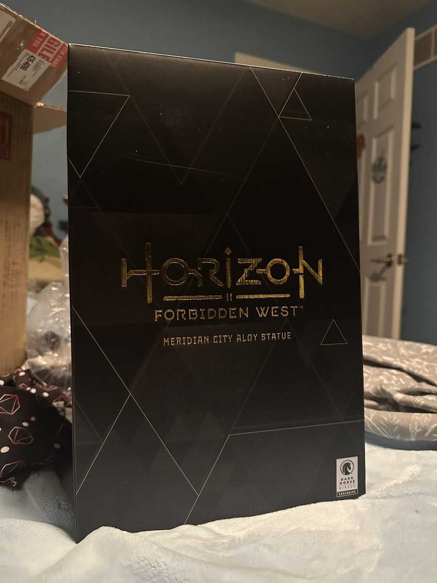 FandomCreates's tweet photo. Little birthday present to myself. Absolutely in love! https://t.co/Vc5HlZdzO7