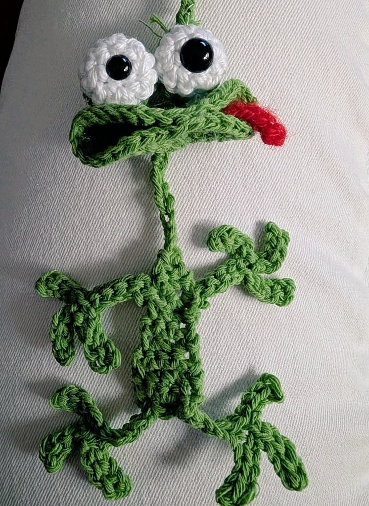 Moin Leude, nach dieser Woche wird das vielleicht alles sein, was von mir übrig bleibt 🥵😜
Trotzdem #bleibfrohlig und keep cool im Kopp 😎🐸💚

Häkelanleitung und Bildquelle siehe Alt Text