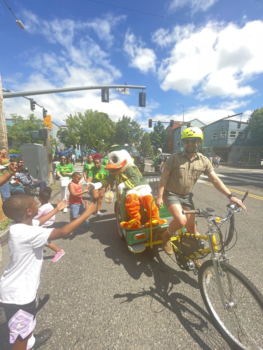 Thanks to all who came out to Good in the Hood Multicultural Music and Food Festival. The UO is proud to be a part of this two-day event that unites communities through the transformative power of music, food, and culture. #GITH25 #GoDucks