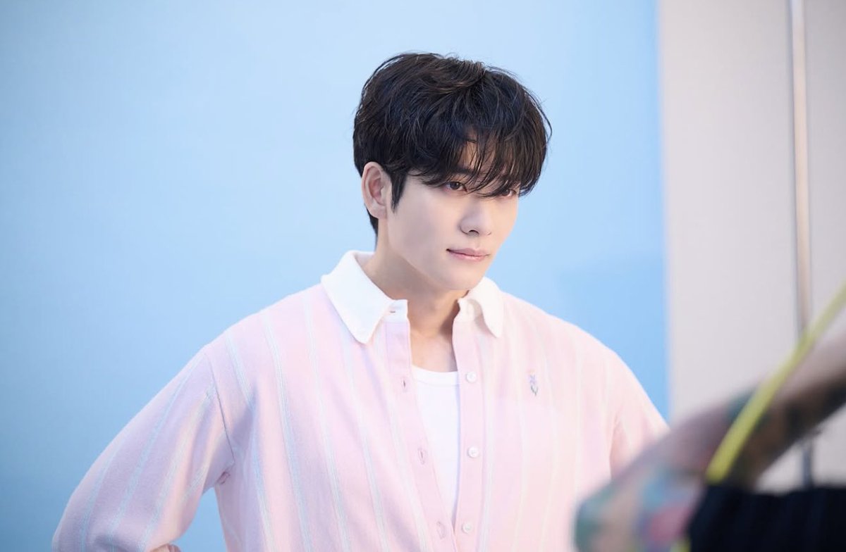 dolgolaeui's tweet photo. Kang Tae Oh #kangtaeoh #강태오  #extraordinaryattorneywoo #doomatyourservice #runon #thetaleofnokdu #myfirstfirstlove #myfirstfirstlove2 #thatmanohsoo #foreveryoung2 Please also follow Kang Tae Oh’s official Instagram account - kto940620  // ©️ manofcreation_official https://t.co/g72fMMihdj