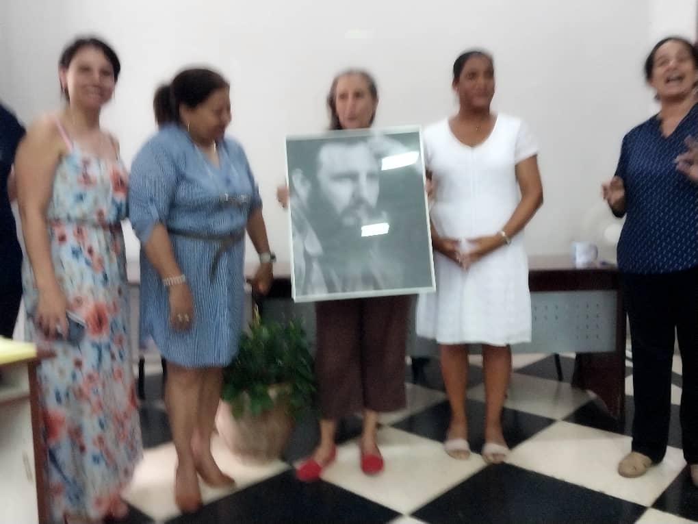 Concluye el proceso de entrega y recepción del cargo de Secretaria General y miembro del Secretariado para atender Organización en la #FMC de #LaHabanaDeTodos  Felicidades a todas las compañeras y éxitos en las nuevas tareas. #MujeresEnRevolución