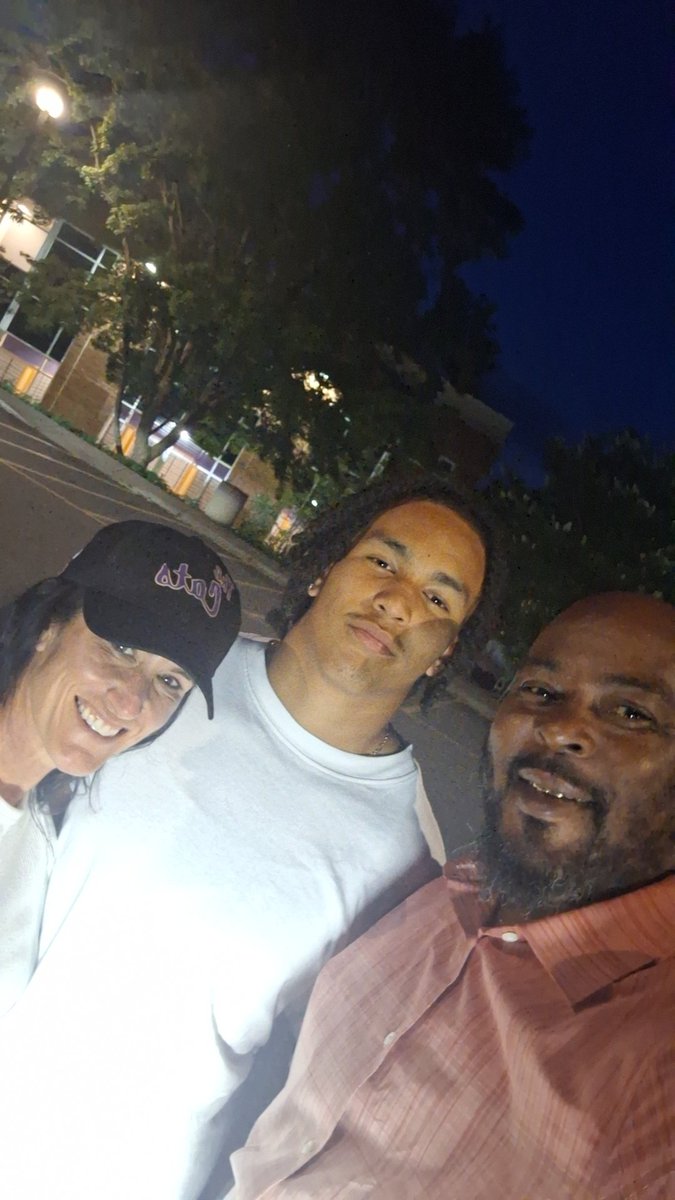 OBallcoach's tweet photo. I guess it's official!
We love you son, Continue to write your story.
1 John 4:4
#MissionMinded
#BAM
#ContinueToBeatTheOdd
#ItBegins https://t.co/gVmuQ5O7Uc