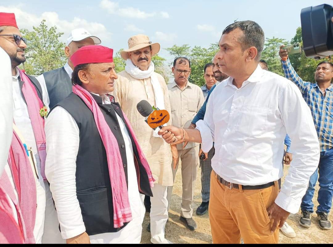 उत्तर प्रदेश के सबसे बड़े Super Star नेता <a href="/yadavakhilesh/">Akhilesh Yadav</a> जी को जन्मदिन की हार्दिक शुभकामनायें,