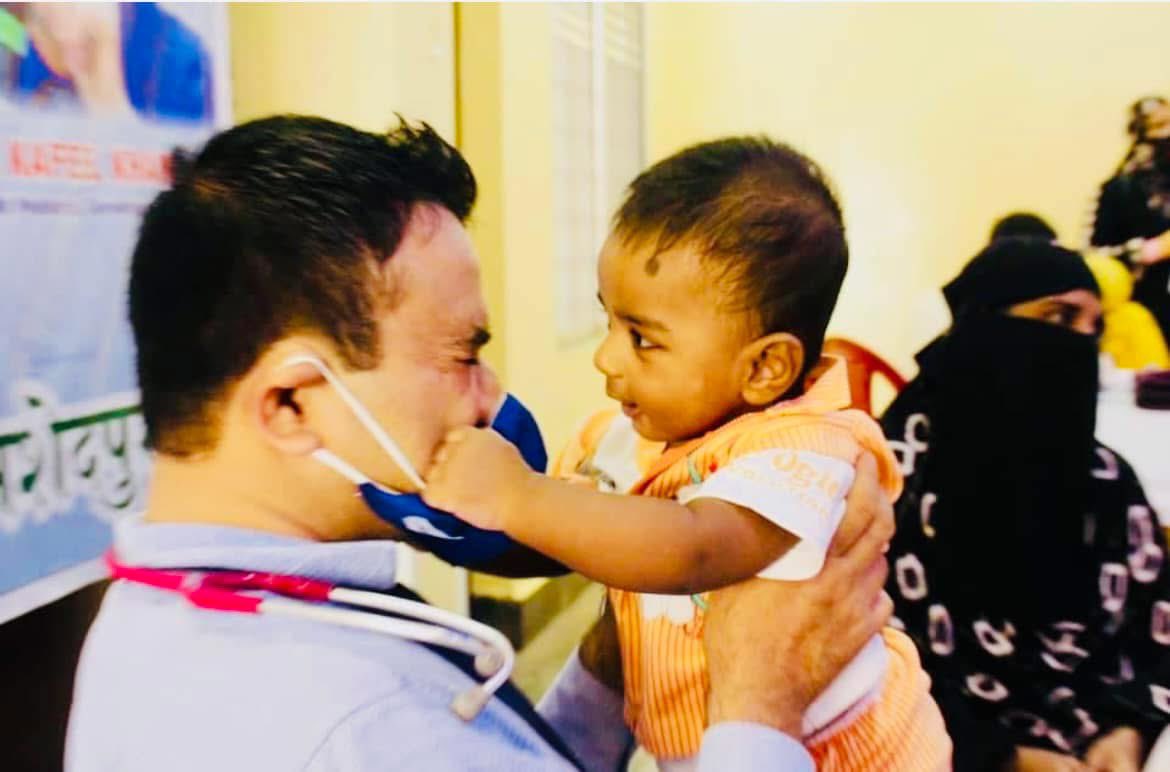 The theme chosen for National Doctor's Day 2025 is
"Behind the Mask: Who Heals the Healers “
Being a doctor, I know how demanding , yet deeply fulfilling this journey is ☺️
It takes skill, strength, compassion, and relentless empathy🙏🏾
Today, we honour those who carry that