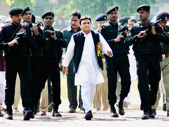 जगबीर नम्बरदार (@jagbirnambardar) on Twitter photo मेरा नेता,मेरा अभिमान
जन्मदिन की बहुत-बहुत शुभकामनाएं।
💐💐🎂💐💐
<a href="/yadavakhilesh/">Akhilesh Yadav</a>
<a href="/samajwadiparty/">Samajwadi Party</a> मेरा नेता,मेरा अभिमान
जन्मदिन की बहुत-बहुत शुभकामनाएं।
💐💐🎂💐💐
<a href="/yadavakhilesh/">Akhilesh Yadav</a>
<a href="/samajwadiparty/">Samajwadi Party</a>