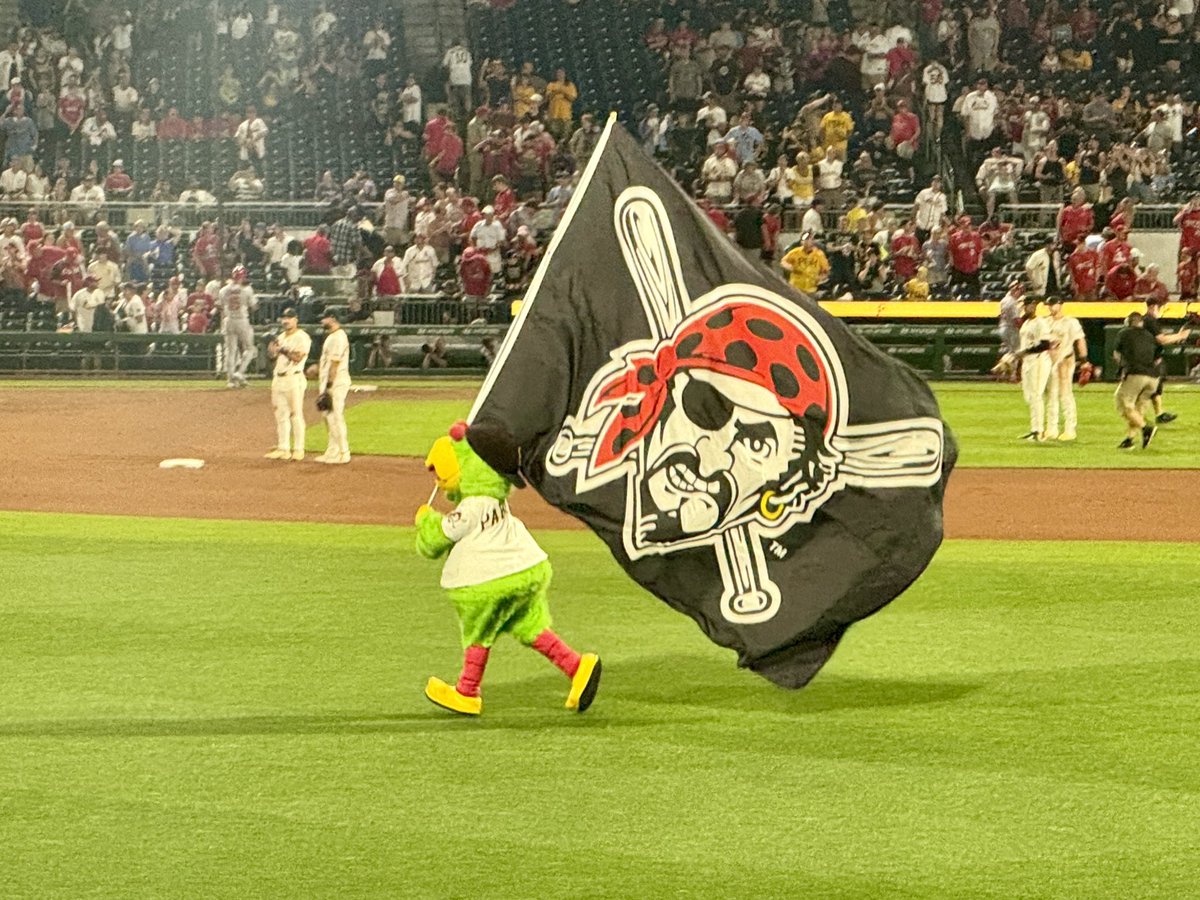 ismithKDKA's tweet image. #RaiseIt!! #LetsGoBucs