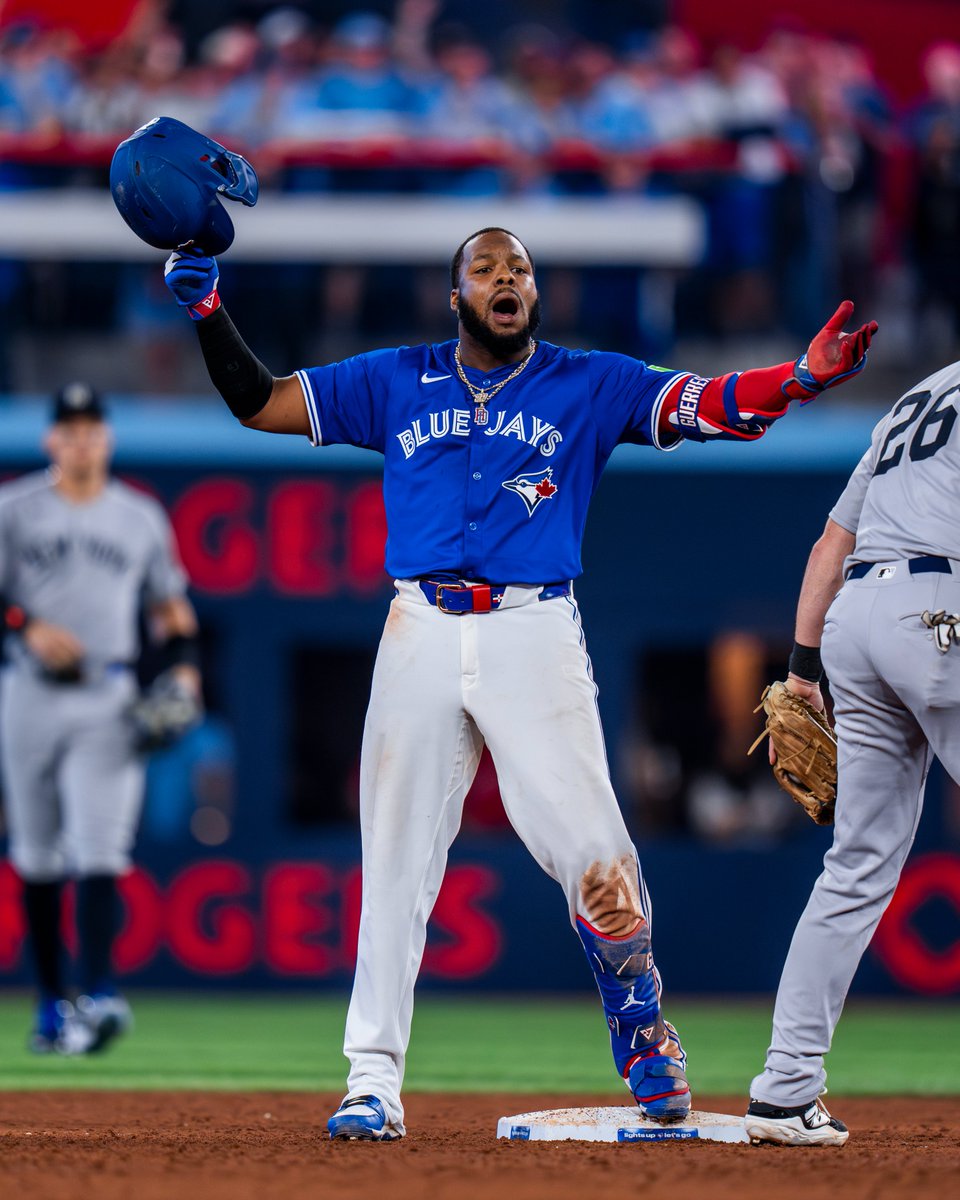 Toronto Blue Jays tweet media