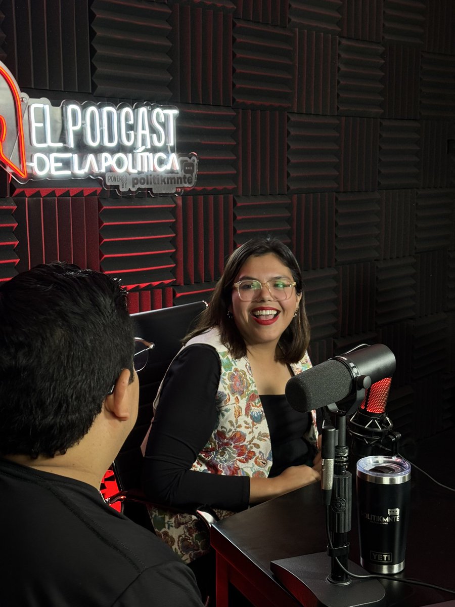 Politikmnte's tweet image. 88. "Le quité el micro a AMLO" FT. Sthefany Rea - El Podcast de la Política🎙️ 

🔥Volvimos recargados en #Politikmnte y en este come back nos acompañó la Dip. @sthefanyreamx con @MiguelVicenteR y @maxperal, de las cosas que uno se entera.

¡Episodio disponible en Youtube! 🔗…