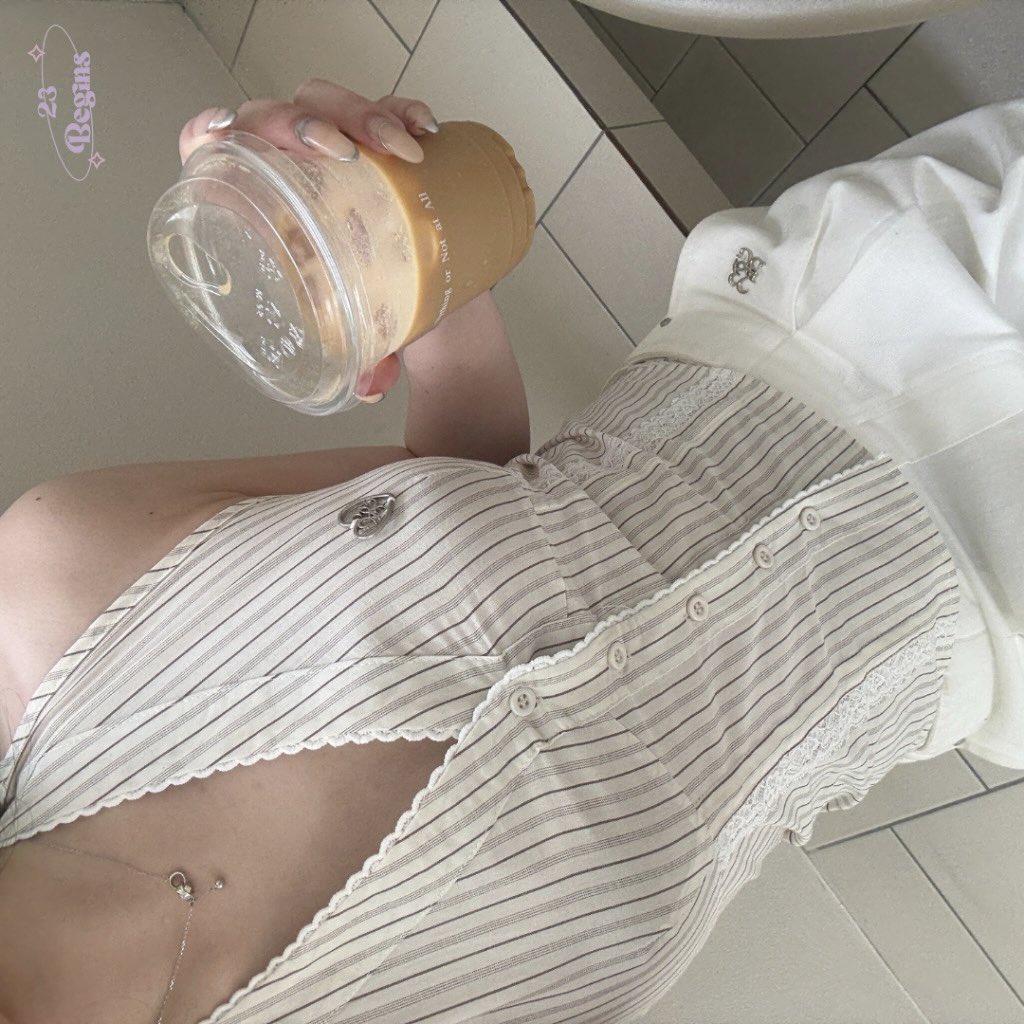 bunk0blue's tweet photo. @awareff แนะนำเสื้อผ้าสไตล์นี้เลยค่ะ⭐️🪽

https://t.co/qSYKGHSqPF

https://t.co/oiZdPmHVqS

https://t.co/Xfb7sf4WPL

https://t.co/ALhopiQM0E https://t.co/8ssKcxLMk3