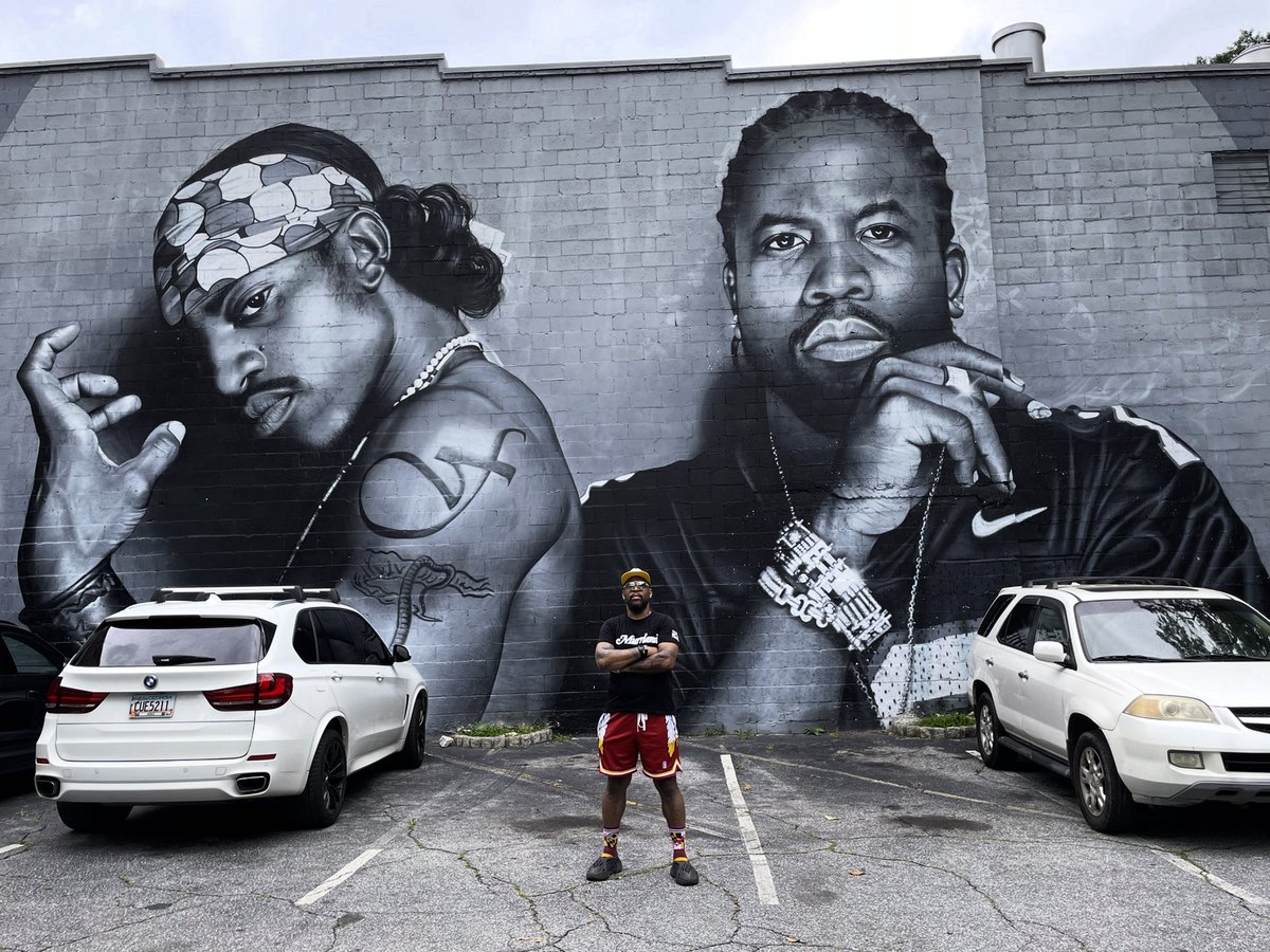 OGPanamaJack's tweet photo. Little Five Points, ATL. #littlefivepoints #atlanta #outkast #dungeonfamily https://t.co/7BsHRl4u0J