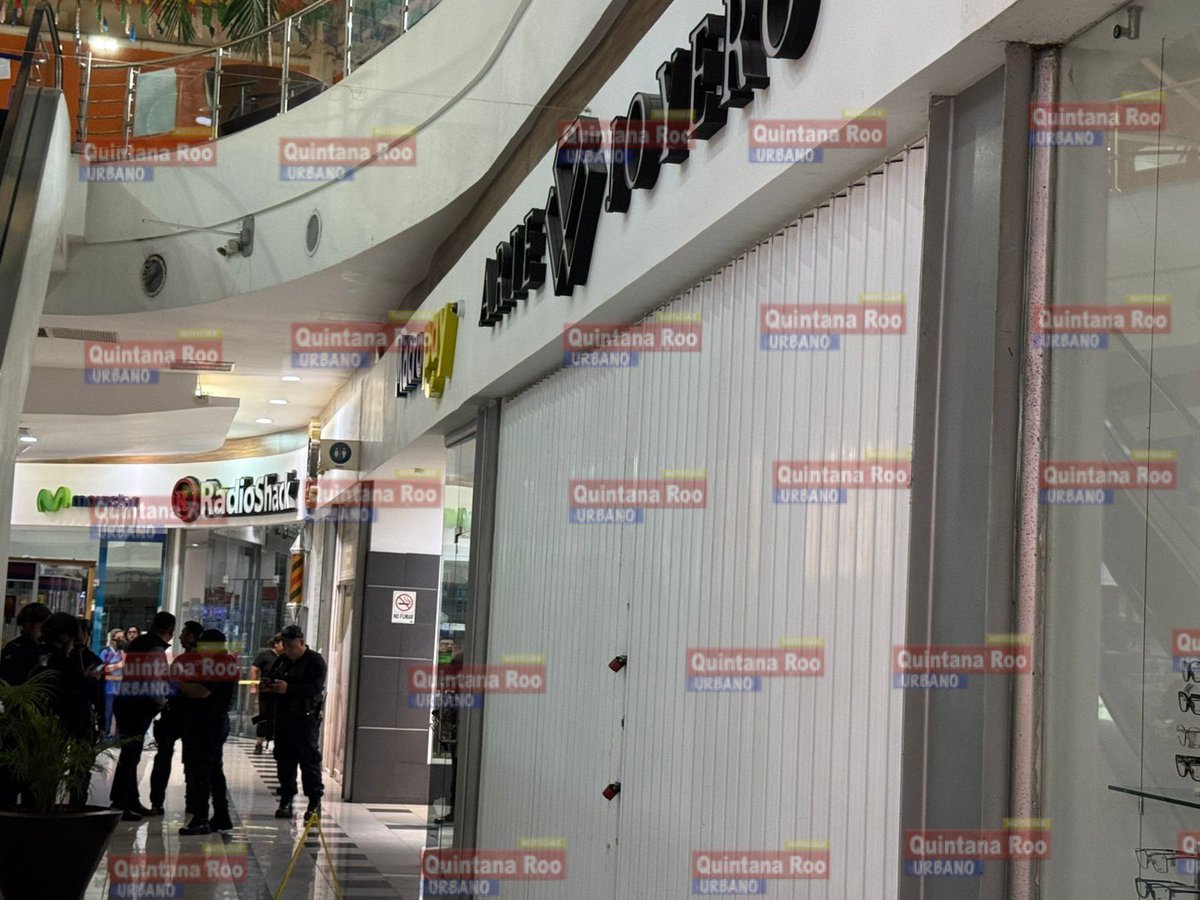 Asalto de película en la Gran Plaza de Cancún: ladrones huyen con valioso botín de joyas sin que la policía reaccione 🛑👇

Como si se tratara de una escena sacada de una película de acción, dos solitarios ladrones lograron ejecutar un violento y audaz asalto a una joyería