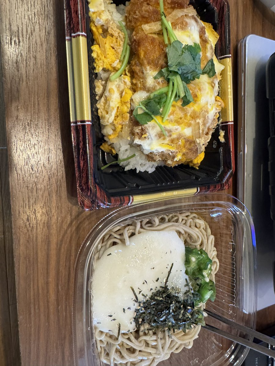 castle1022's tweet photo. こういうの食いたかったんですよ。

日本は便利すぎる、改めて日常に感動している✨ https://t.co/RLhOfWdvHs
