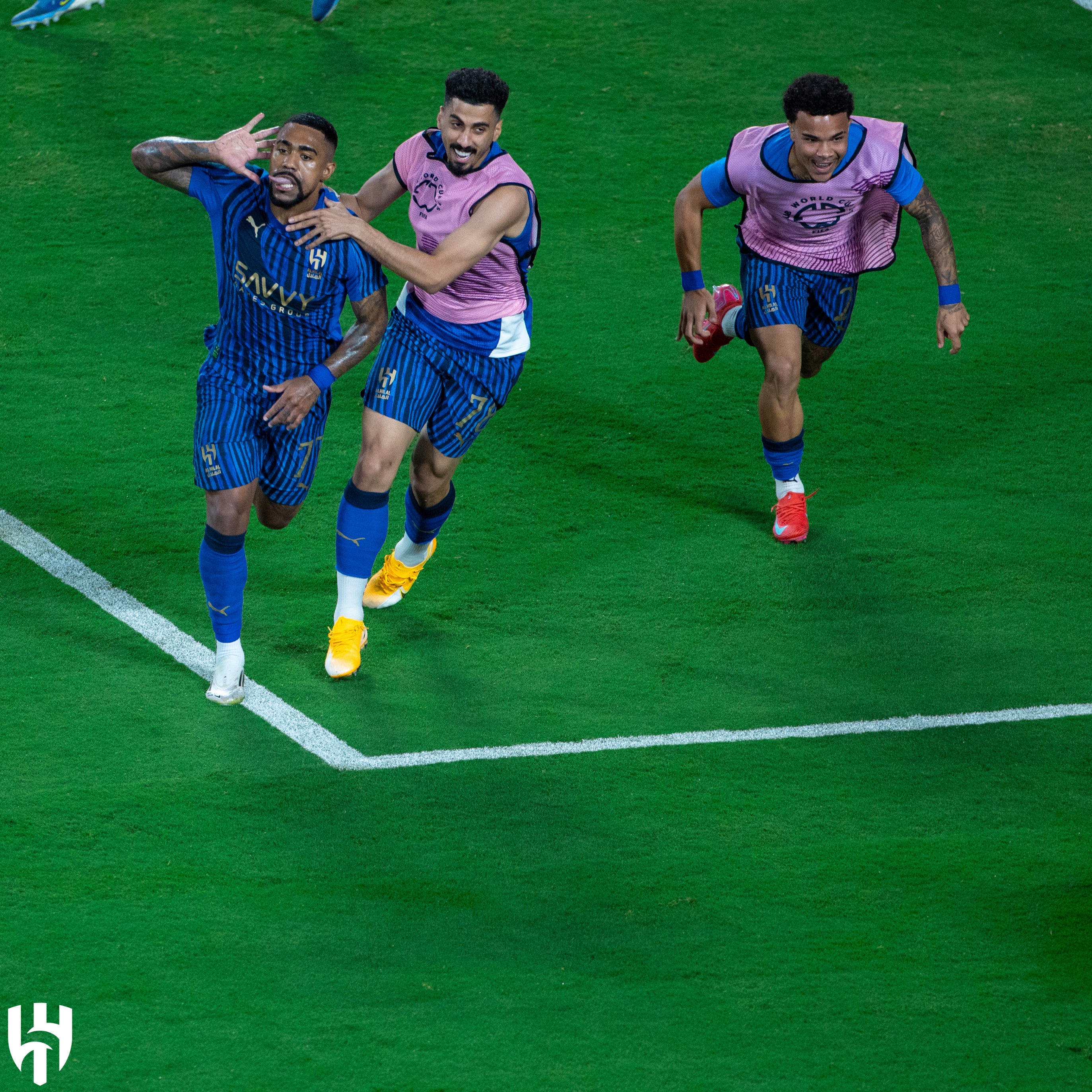 Discussão com torcedores do Al-Hilal após derrota para o Fluminense deve provocar a saída do atacante brasileiro Malcom