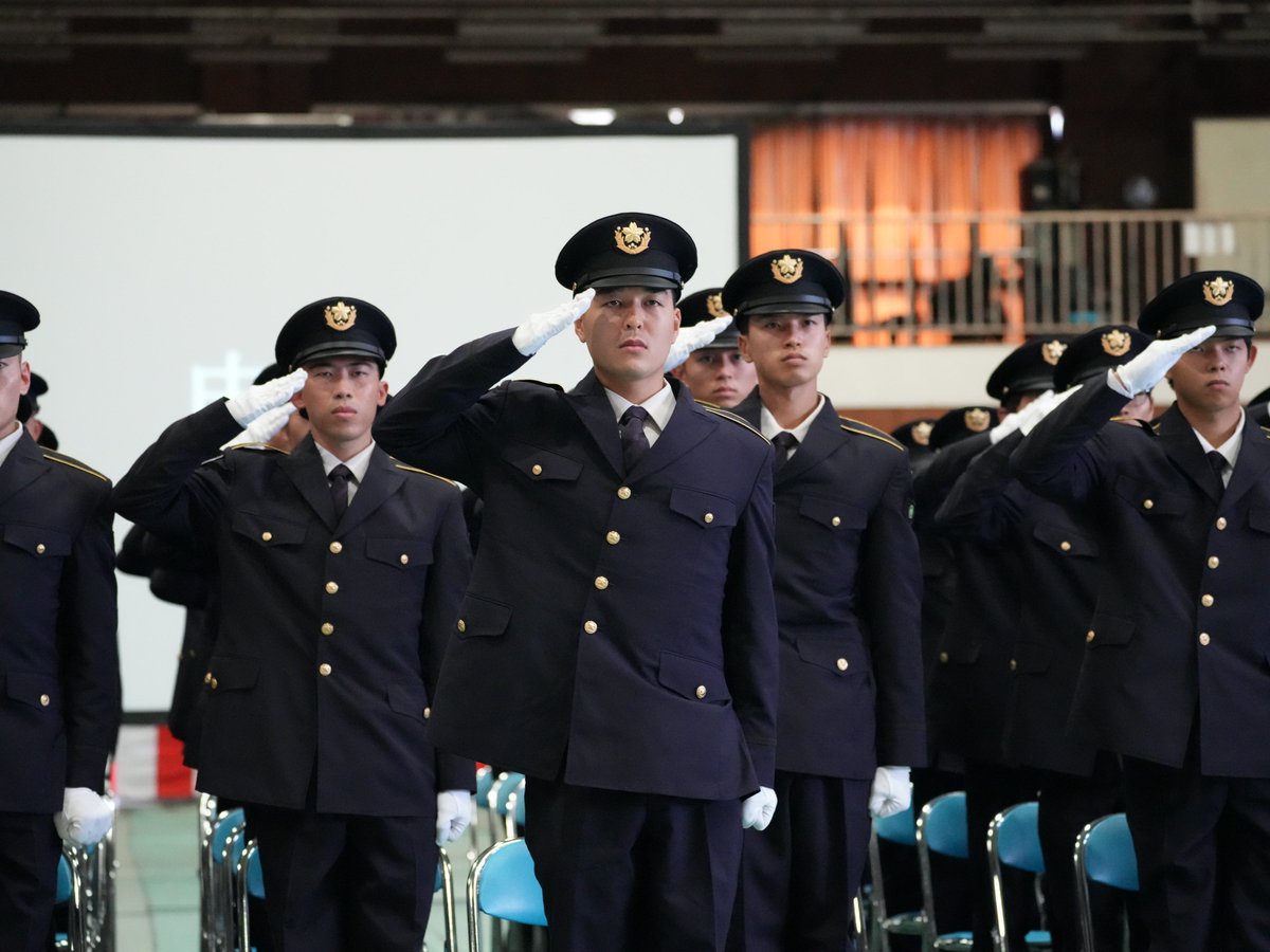 1i_nerima's tweet image. 【令和7年度自衛官候補生成長記録㉛】
自衛官候補生課程の修了式を行いました。約3ヶ月にわたる教育が修了し、それぞれの部隊へ配属されます。特技課程教育でもみんなガンバレ!
#練馬
#1連隊
#修了式