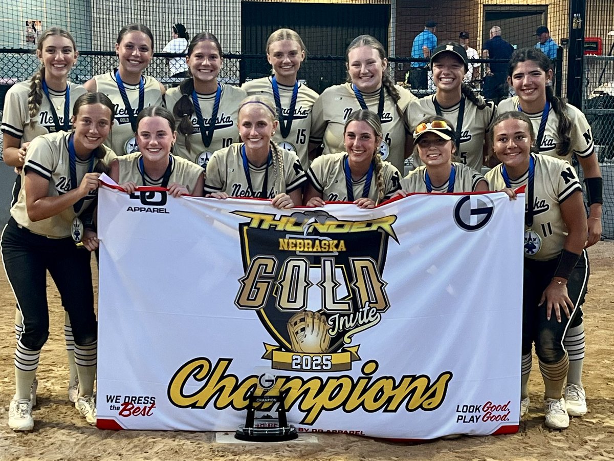 TopGunEvents's tweet photo. ⛈️⚡️Nebraska Thunder Gold Invite– 16U Champions Announcement
Congratulations to Nebraska Gold- Gillis, who took the champion title!🥇🥎 Nebraska Gold rose above the rest and proved what it takes to be the best. Well deserved!💪🏼#NebraskaGold #TopGunEvents #Champs #16UDivision https://t.co/HGXsl2byEC