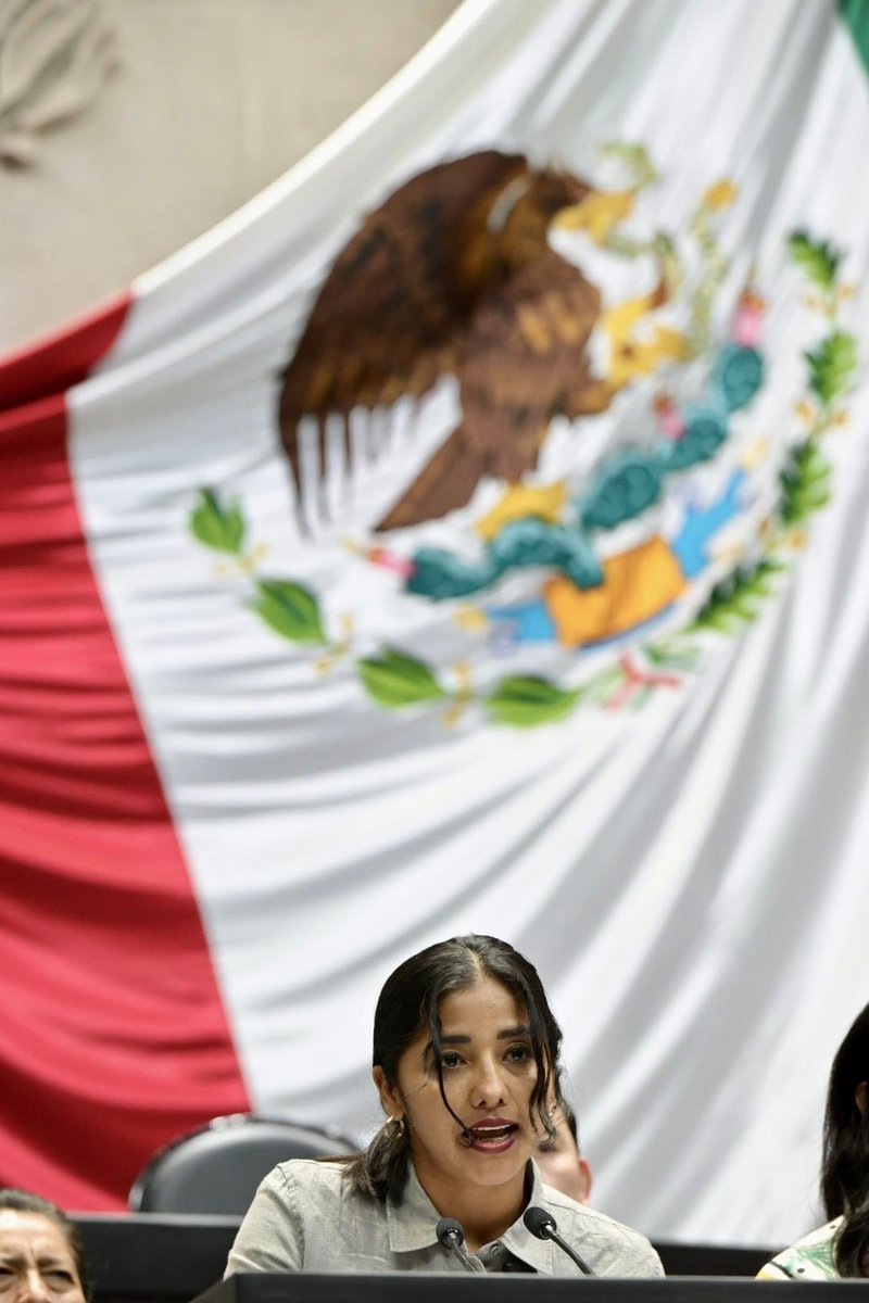 Azucena Arreola (@azucena_arreola) on Twitter photo Hoy participe en tribuna sobre la reforma a la Ley General de Población, enviada por la presidenta <a href="/Claudiashein/">Claudia Sheinbaum Pardo</a>.
Busca fortalecer al Estado en la búsqueda e identificación de personas desaparecidas.
No dejaremos de atender los justos reclamos de verdad y justicia. #Justicia Hoy participe en tribuna sobre la reforma a la Ley General de Población, enviada por la presidenta <a href="/Claudiashein/">Claudia Sheinbaum Pardo</a>.
Busca fortalecer al Estado en la búsqueda e identificación de personas desaparecidas.
No dejaremos de atender los justos reclamos de verdad y justicia. #Justicia