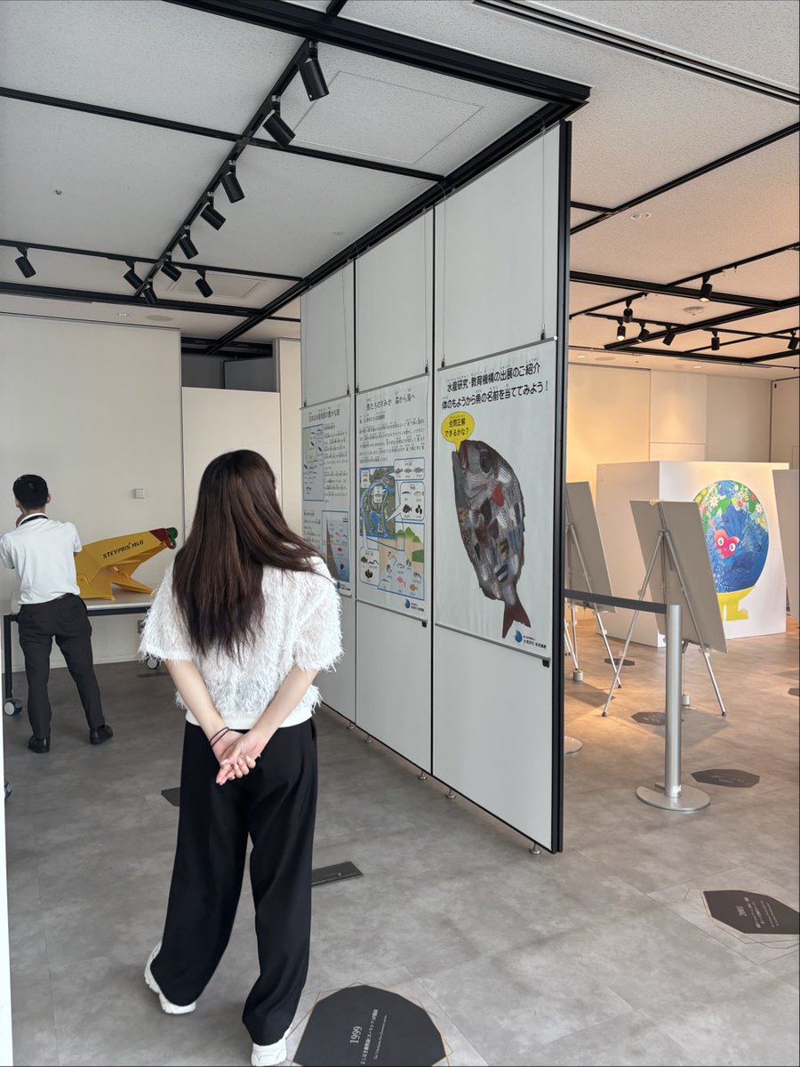 fra_go_jp's tweet image. 7月12日、13日に開催されるうみ博2025に先駆けて、横浜市役所アトリウム2階ではポスター展示を行っています!
ぜひ、見に来てください🌊
#うみ博