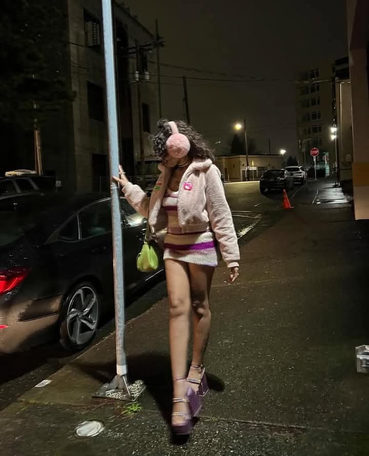 alibaby99's tweet photo. 🥰 https://t.co/wDni3VtOBR